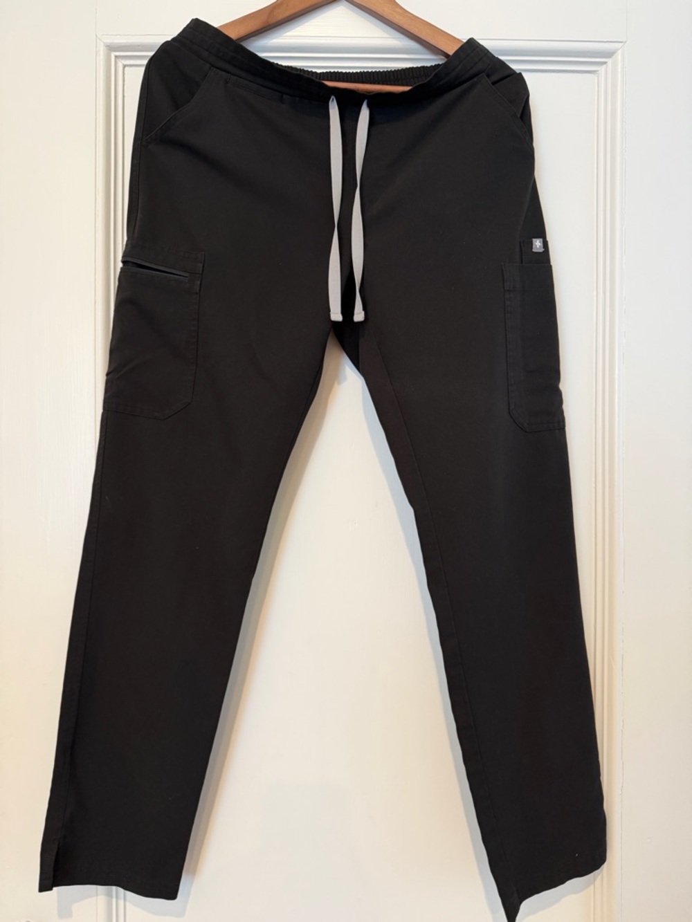 Figs Women’s Black Cargo Scrub Pants with Contrast Drawstring